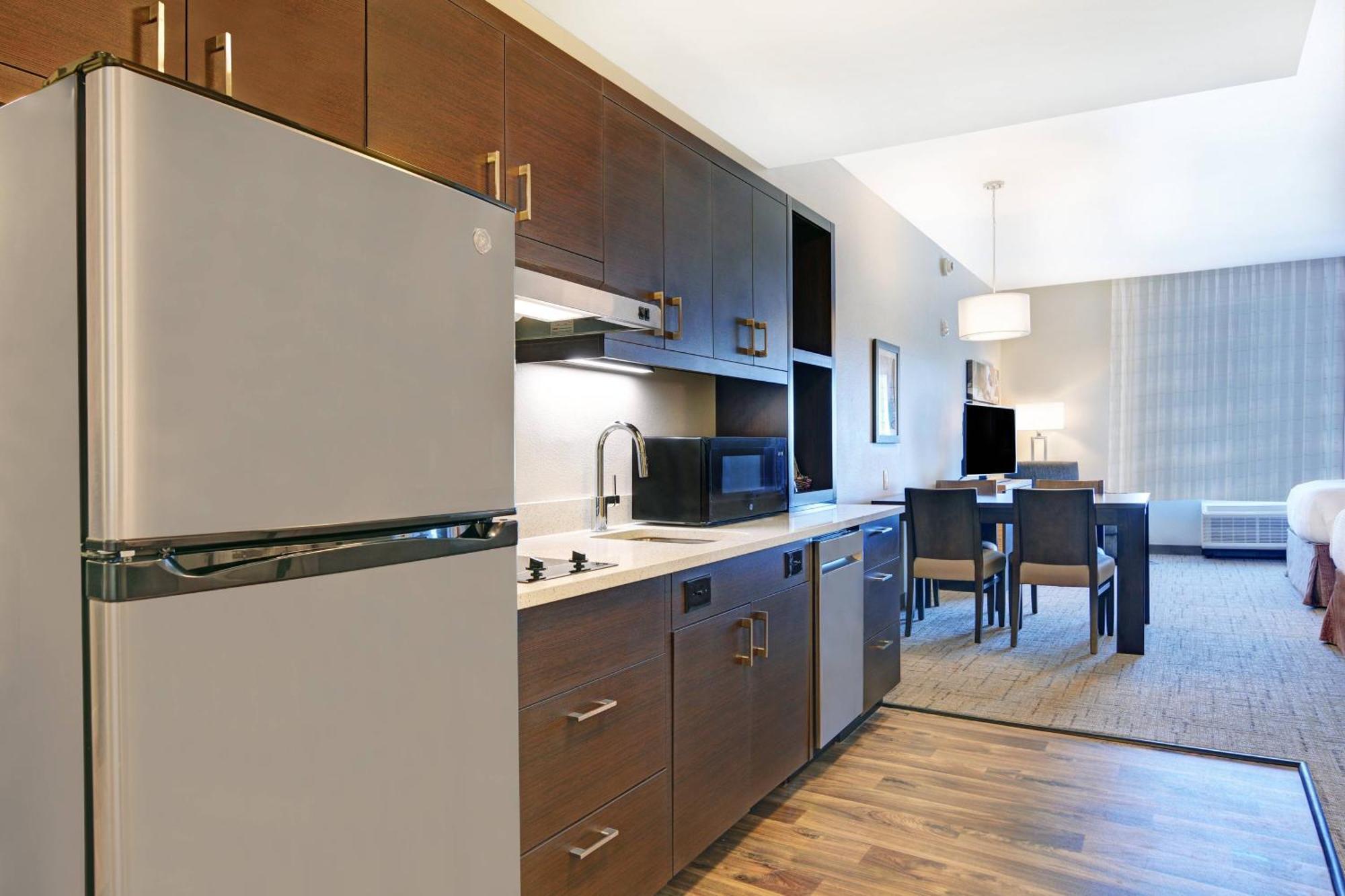 ทาวน์เพลซ สวีท บาย แมริออท แจ็คสัน แอร์พอร์ต / โฟลวูด Hotel ภายนอก รูปภาพ